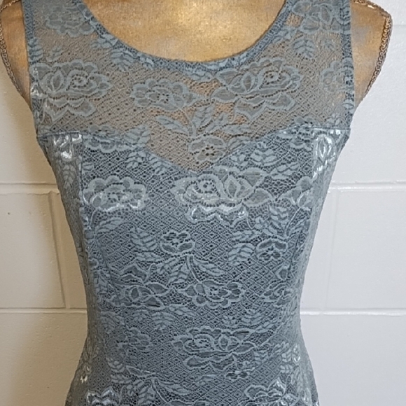 Fit & Flair A-line Silvery Grey Soft Lace Midi Dress for Special Occasion Lined - Picture 2 of 12